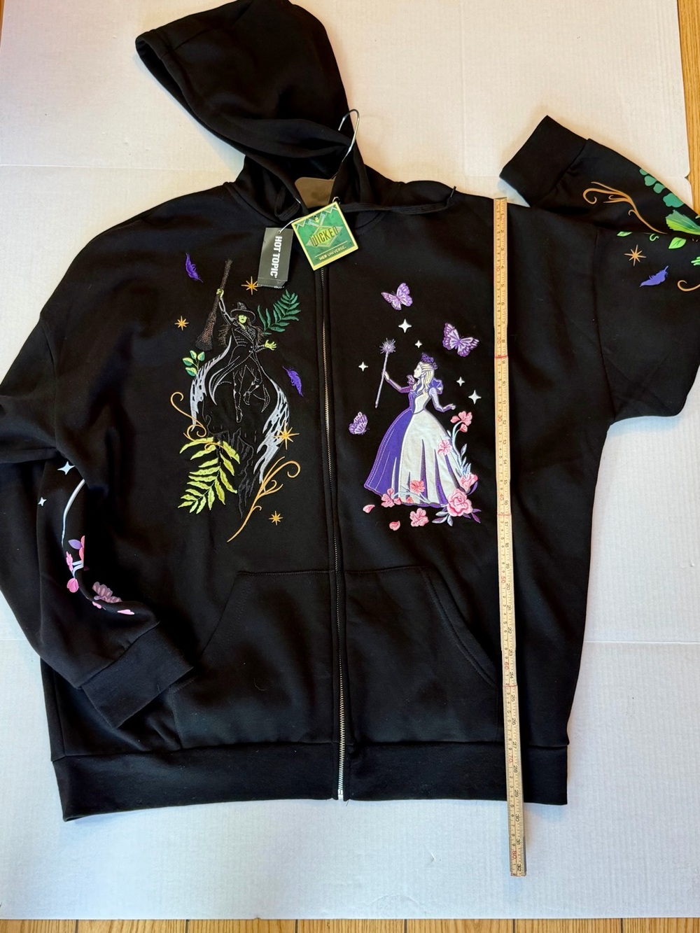 Her Universe Wicked Elphaba & Glinda Duo Embroidered Girls Hoodie - Picture 6 of 12